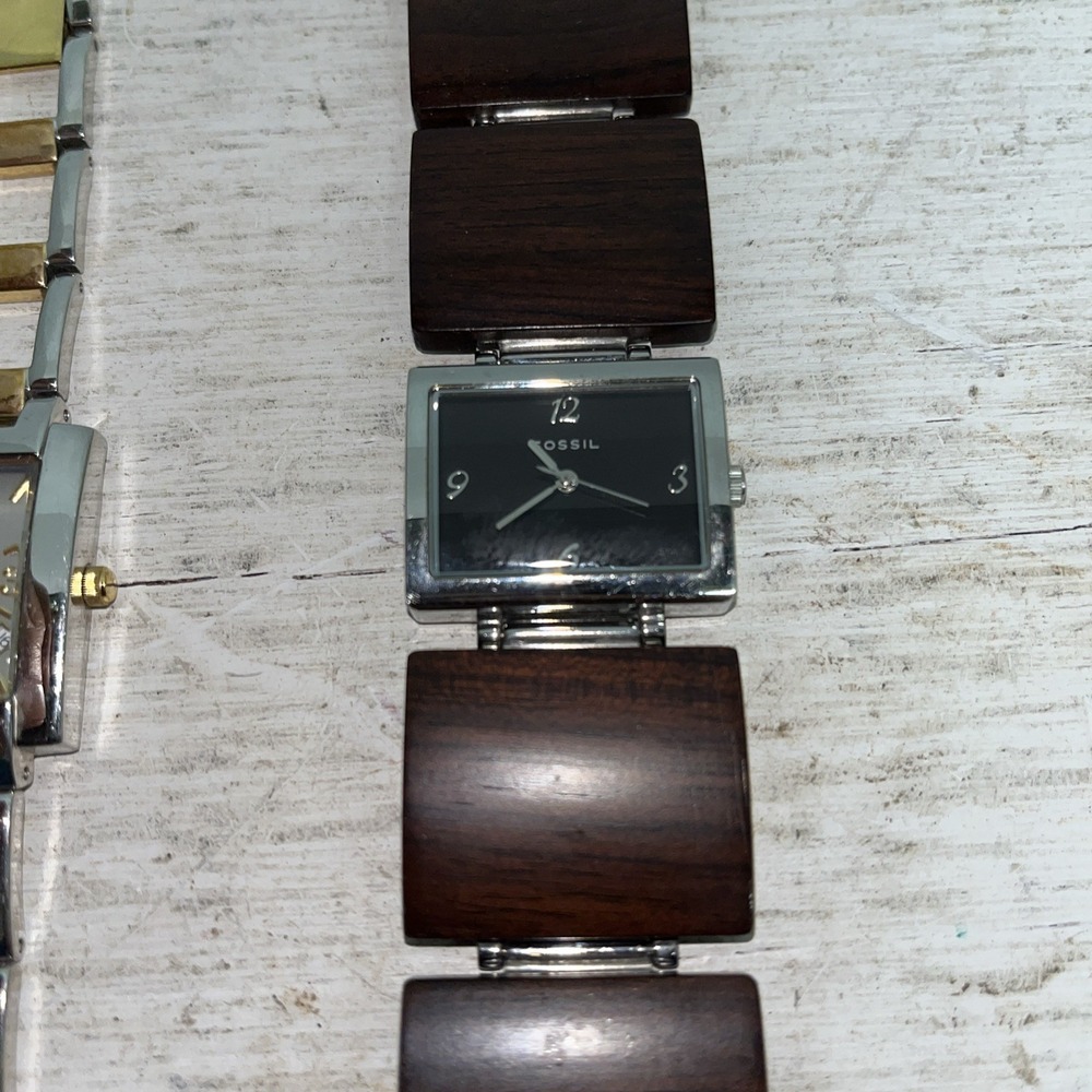 lot of two fossil watches untested needs batteries Es-1540 And Ex-9554 - Picture 3 of 6